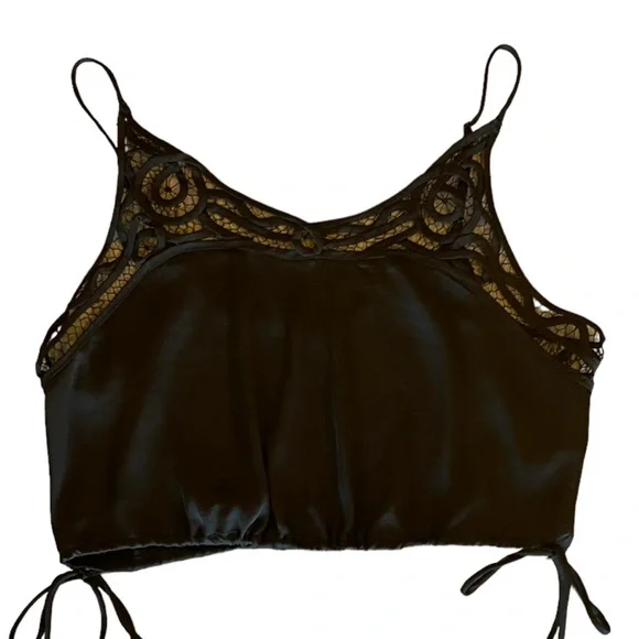 Intimately Free People Black Lace Top Size Medium NWT Excellent Condition! - Picture 4 of 13